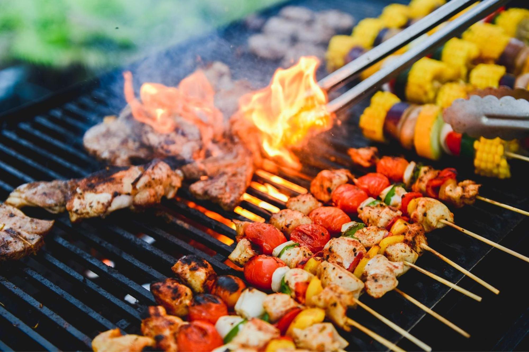 Hotel Stripes Kuala Lumpur, Autograph Collection Εξωτερικό φωτογραφία A barbecue