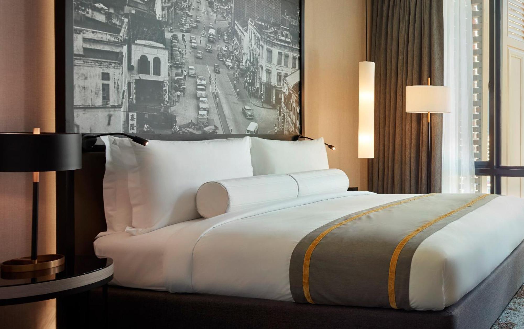 Hotel Stripes Kuala Lumpur, Autograph Collection Εξωτερικό φωτογραφία A bedroom at the hotel