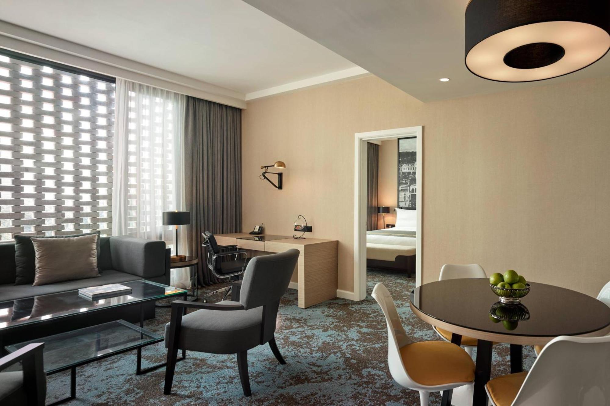 Hotel Stripes Kuala Lumpur, Autograph Collection Εξωτερικό φωτογραφία Suite