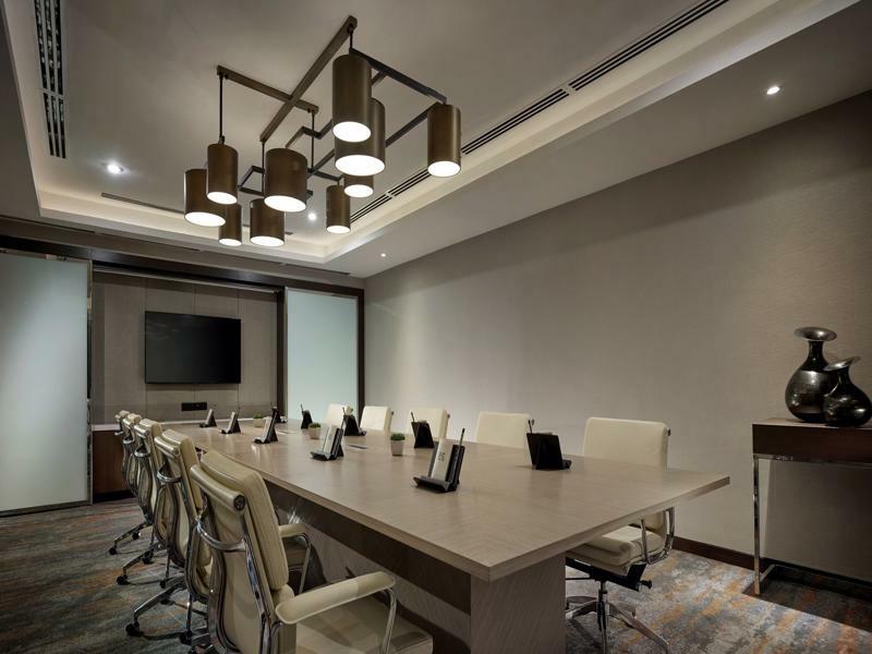 Hotel Stripes Kuala Lumpur, Autograph Collection Εξωτερικό φωτογραφία Boardroom at the Westin Mumbai International Airport